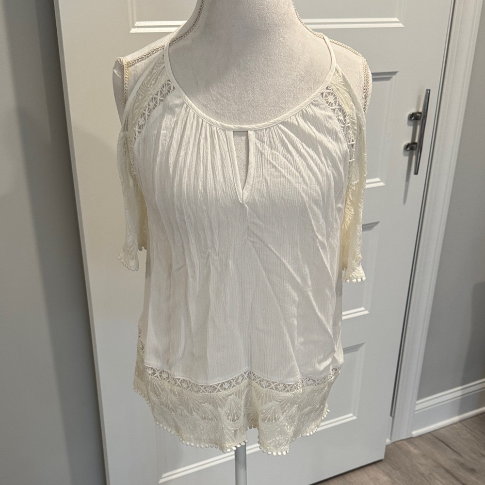 Heartloom Cream Lace Trim Blouse